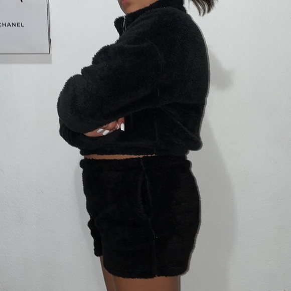 The cute and fun comfy set from Shein! Size: Small in black - Picture 3 of 3